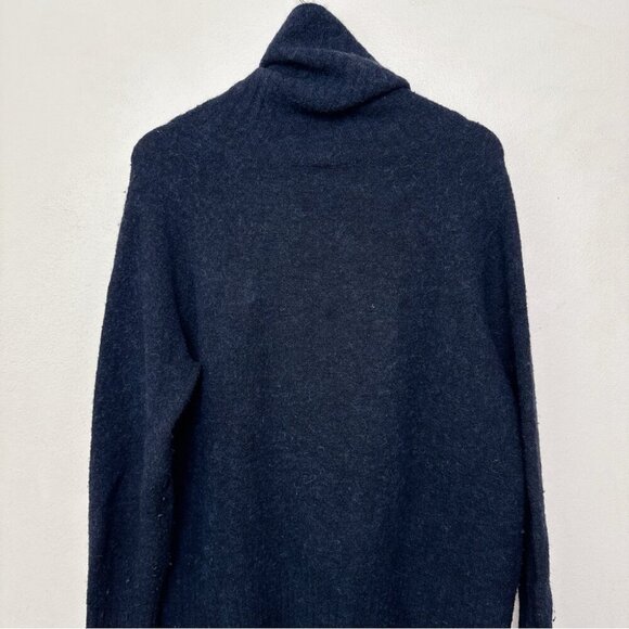 Aritzia Group By Babaton Womens Small Plutarch Sweater Blue Colro - Picture 10 of 12